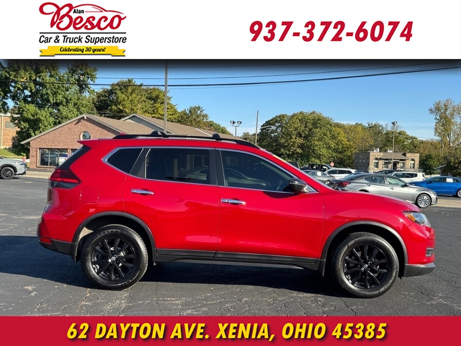 Used 2017 Nissan Rogue SV w/ Midnight Edition AWD/4WD image 3