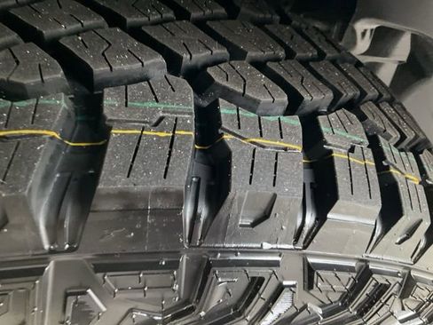 Used 2019 RAM 1500 Rebel image 28