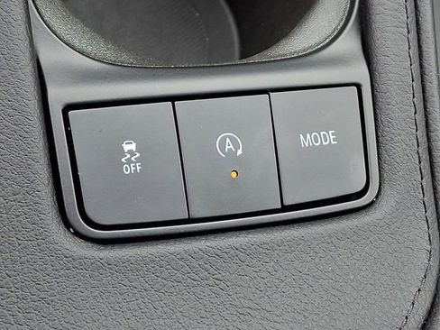 Certified 2025 Cadillac XT4 Sport image 22