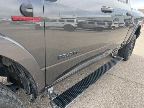 Used 2022 RAM 2500 Laramie w/ Night Edition image 23