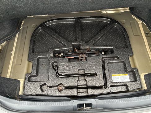 Used 2017 Toyota Camry SE image 25