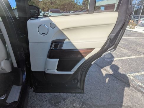 Used 2016 Land Rover Range Rover Supercharged AWD/4WD image 50