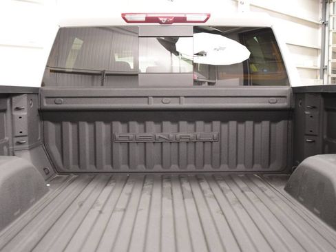Used 2024 GMC Sierra 1500 Denali w/ Denali Reserve Package AWD/4WD image 26