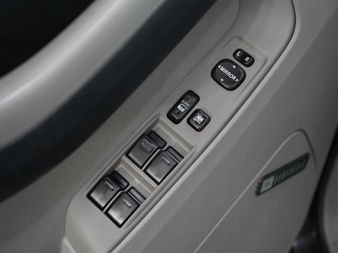 Used 2006 Toyota 4Runner Limited AWD/4WD image 19