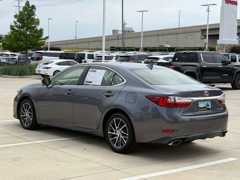 Used 2017 Lexus ES 350 w/ Luxury Package FWD image 8