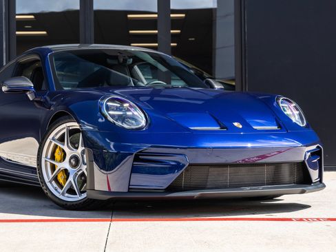 Certified 2026 Porsche 911 GT3 RWD image 10