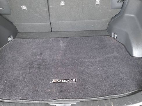 Used 2020 Toyota RAV4 LE w/ Carpet Mat Package FWD image 13