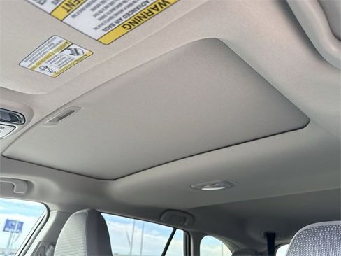 Certified 2025 Subaru Outback Premium image 20