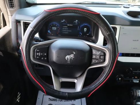 Certified 2025 Ford Bronco Heritage Edition AWD/4WD image 24