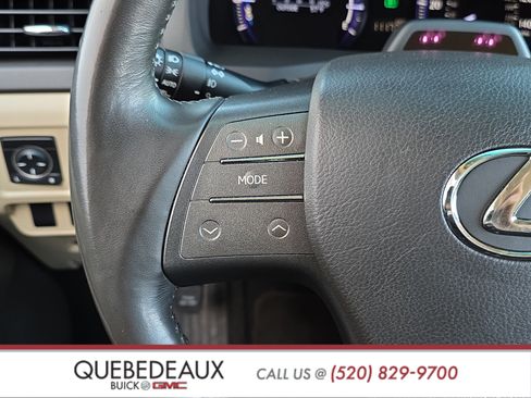 Used 2010 Lexus HS 250h Premium image 16