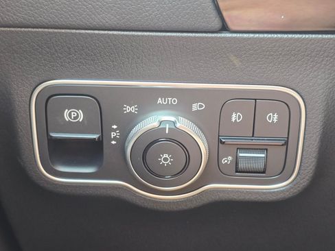 New 2026 Mercedes-Benz GLA 250 4MATIC image 38