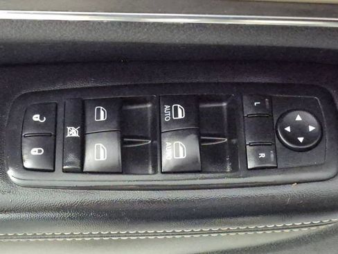 Used 2014 Jeep Grand Cherokee Limited AWD/4WD image 16