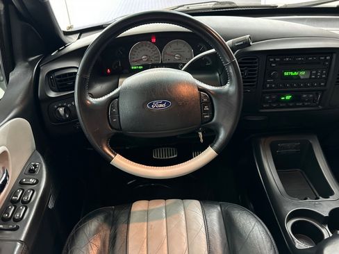 Used 2003 Ford F150 Harley-Davidson RWD image 26