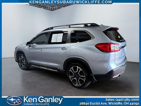 Certified 2023 Subaru Ascent Touring AWD/4WD image 3