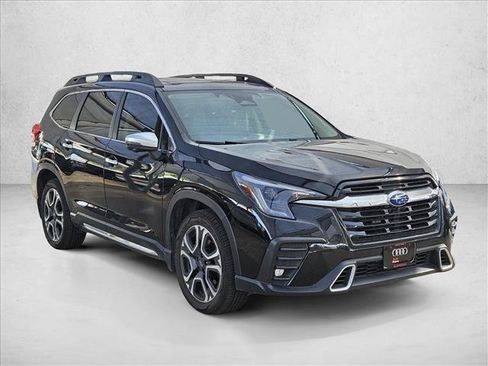 Used 2023 Subaru Ascent Touring AWD/4WD image 3
