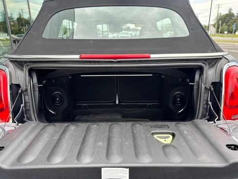 Used 2019 MINI Cooper S w/ Signature Upholstery Package FWD image 5
