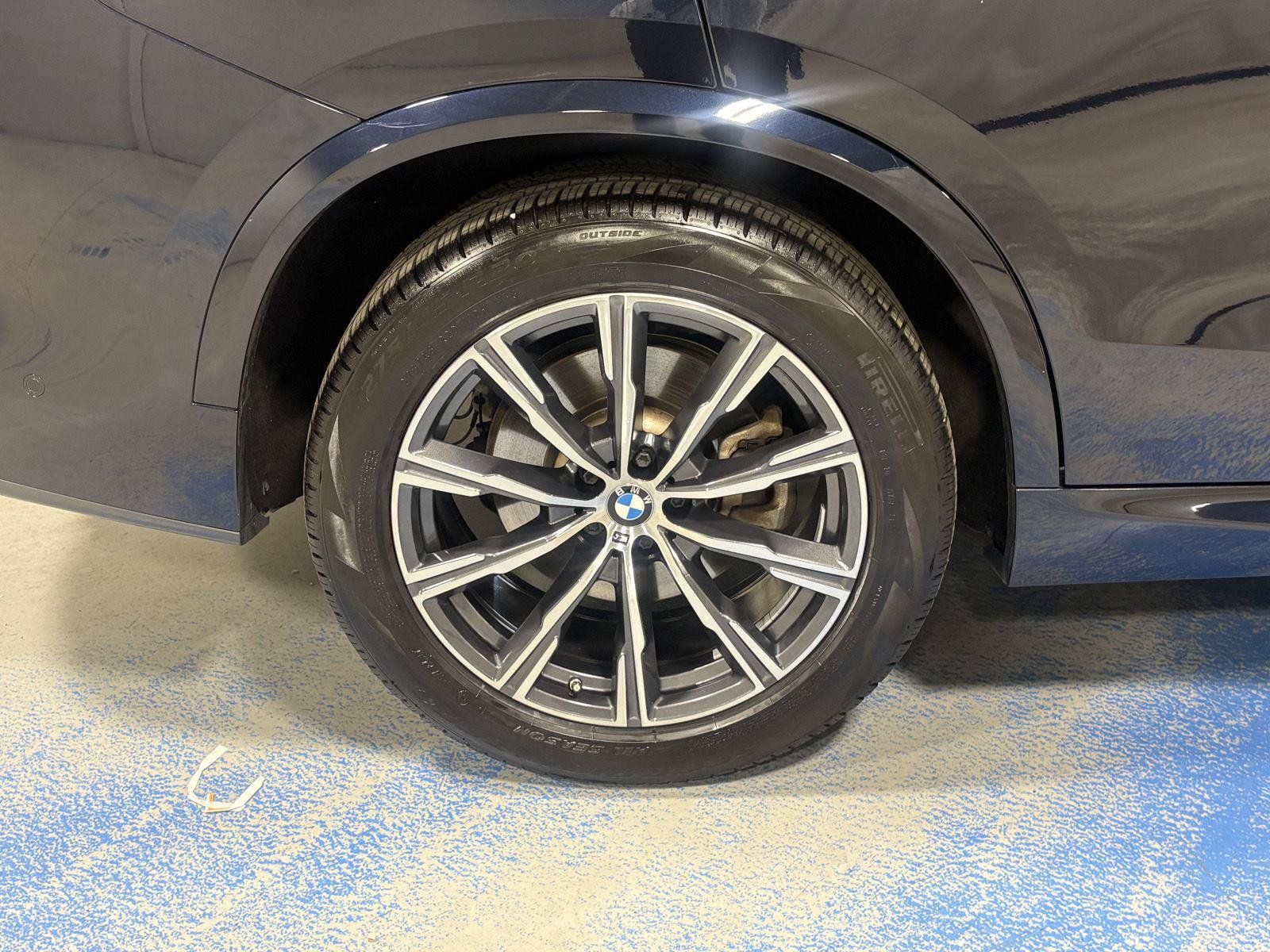 Used 2024 BMW X5 xDrive40i w/ M Sport Package AWD/4WD image 40