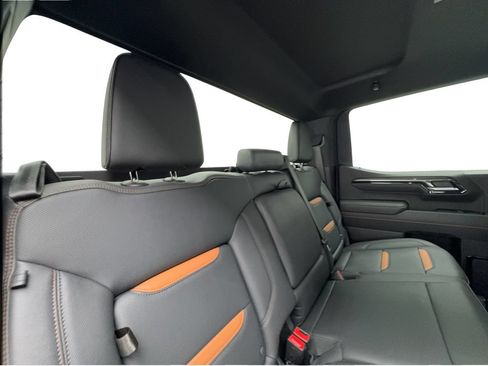 Used 2025 GMC Sierra 1500 AT4 AWD/4WD image 31