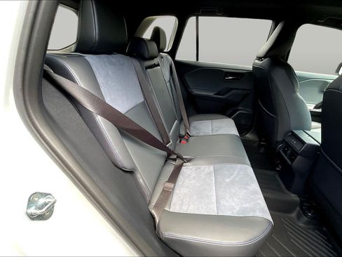 Used 2026 Toyota RAV4 XSE w/ Panoramic Sun Roof Package AWD/4WD image 21