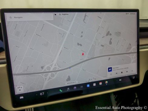 Used 2022 Tesla Model S image 18