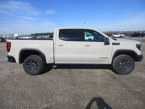 New 2026 GMC Sierra 1500 AT4X image 3