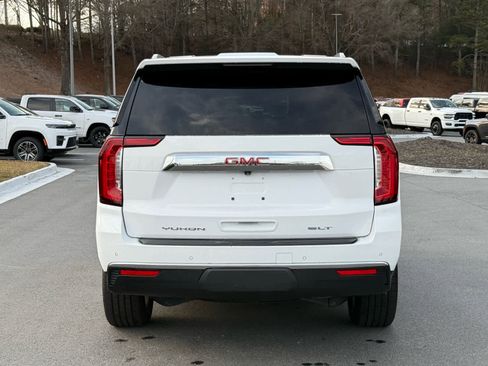 Used 2024 GMC Yukon SLT image 4