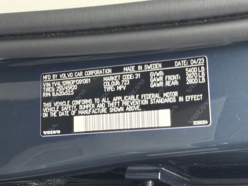 Certified 2023 Volvo XC60 B5 Plus w/ Climate Package AWD/4WD image 37