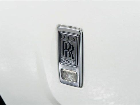 Used 2016 Rolls-Royce Phantom Sedan image 23