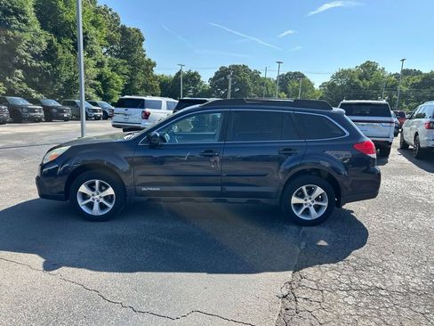 Used 2013 Subaru Outback 2.5i Limited AWD/4WD image 6