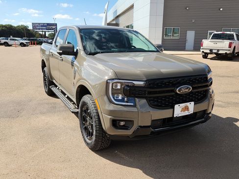New 2025 Ford Ranger Lariat w/ Black Appearance Package AWD/4WD image 6