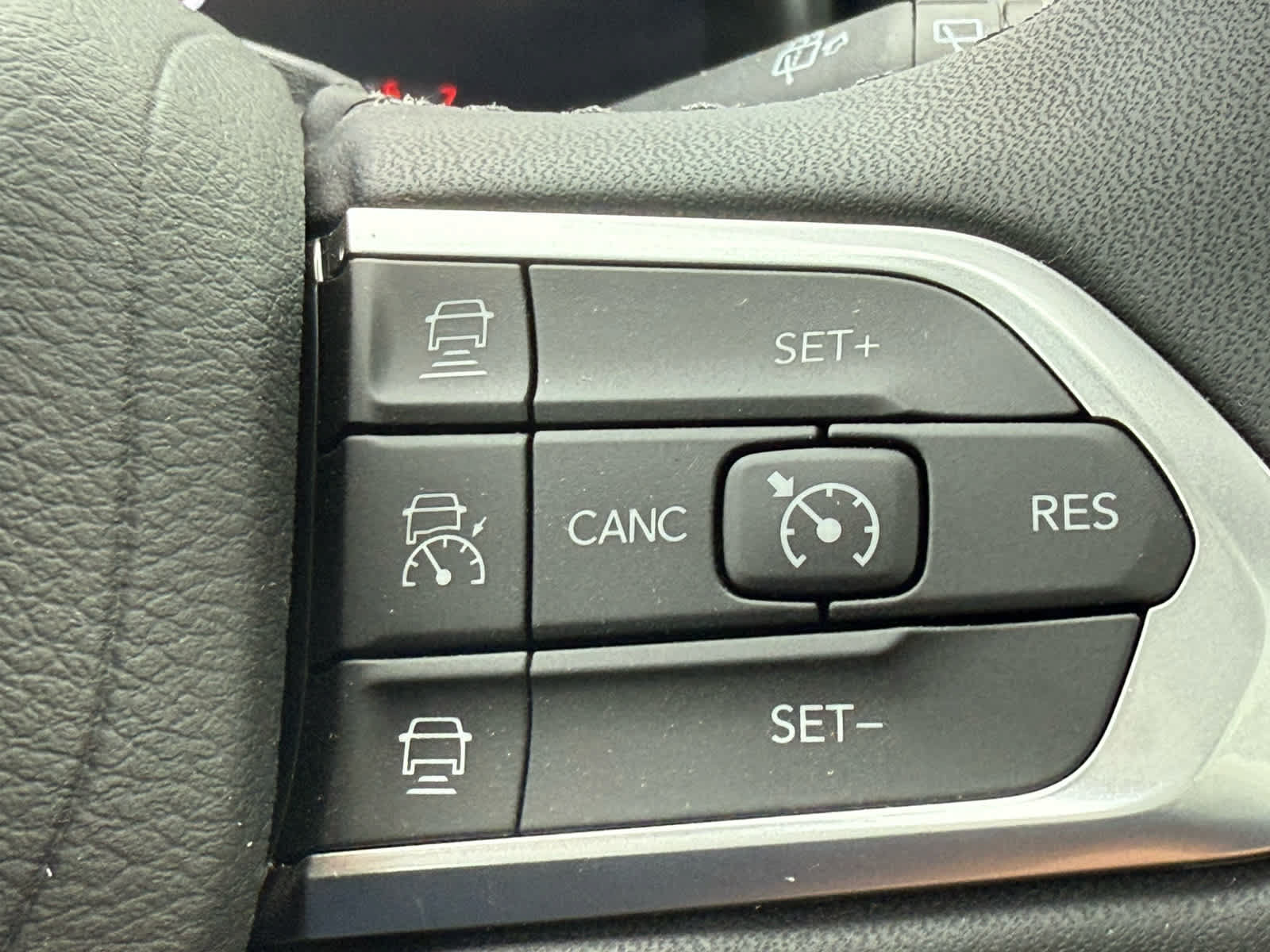 New 2025 Jeep Compass Limited w/ Elite Group AWD/4WD image 28