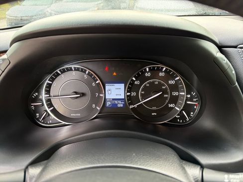 Used 2020 Nissan Armada SL RWD image 23