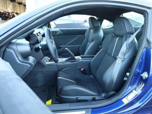 New 2025 Toyota GR86 Premium image 8