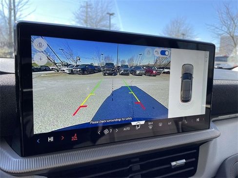 Certified 2025 Ford Explorer Active image 27