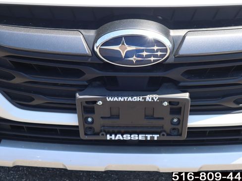 Used 2025 Subaru Outback Limited AWD/4WD image 35
