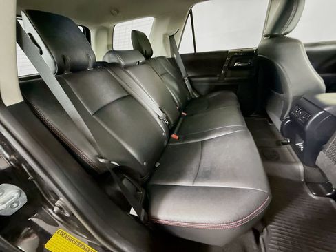 Used 2020 Toyota 4Runner TRD Off-Road image 28