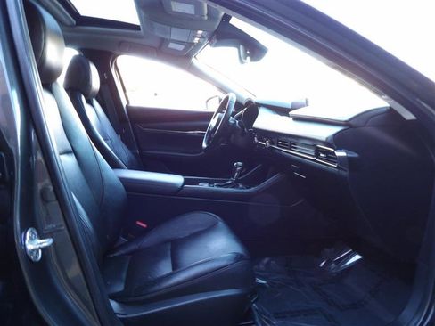 Used 2022 MAZDA MAZDA3 s image 13