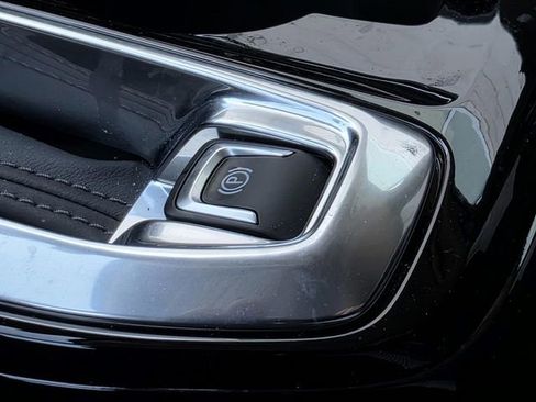 Used 2024 Chevrolet Trax LT image 19