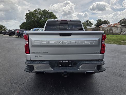 Used 2019 Chevrolet Silverado 1500 LTZ w/ LTZ Plus Package AWD/4WD image 7