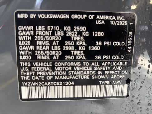 Used 2026 Volkswagen Atlas SE FWD image 28