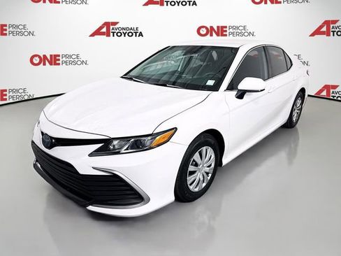 Certified 2022 Toyota Camry LE FWD image 4
