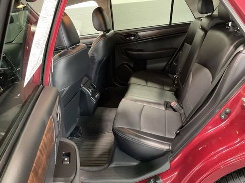 Used 2018 Subaru Outback 2.5i Limited AWD/4WD image 27