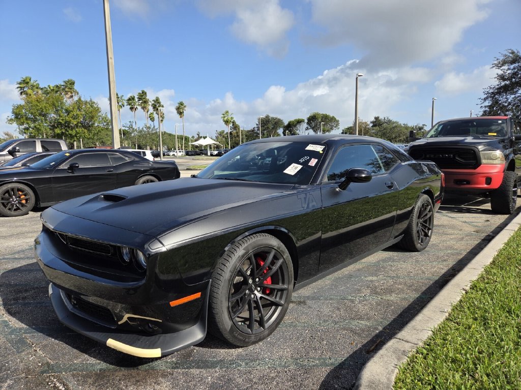 Used 2023 Dodge Challenger R/T w/ T/A Package RWD image 3