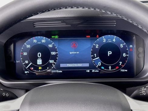 New 2026 Land Rover Discovery Limited Edition image 13