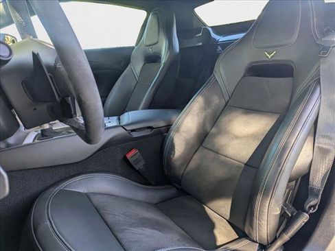 Used 2018 Chevrolet Corvette Z06 image 24