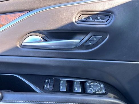 Used 2021 Cadillac Escalade ESV Sport Platinum image 23