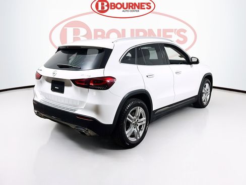 Used 2021 Mercedes-Benz GLA 250 4MATIC image 9