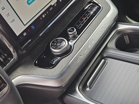 New 2026 Ford Expedition Tremor AWD/4WD image 21