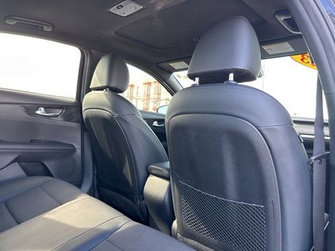 Used 2023 Kia Forte GT-Line w/ GT-Line Premium Package image 25