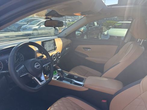 Used 2024 Nissan Sentra SV w/ SV Premium Package image 22